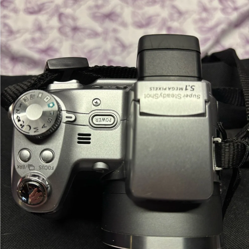 🎦2005 Sony Cyber-Shot DSC-HI Digital Camera with Samsonite Camera Bag